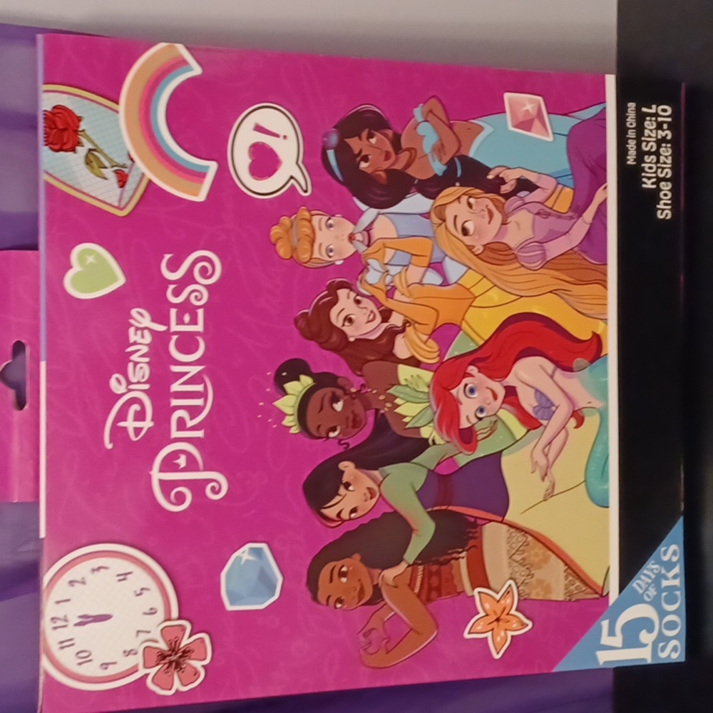 New Kids Disney Princess 15 Days Of Socks Advent Calendar L Fits Shoe Size 3-10